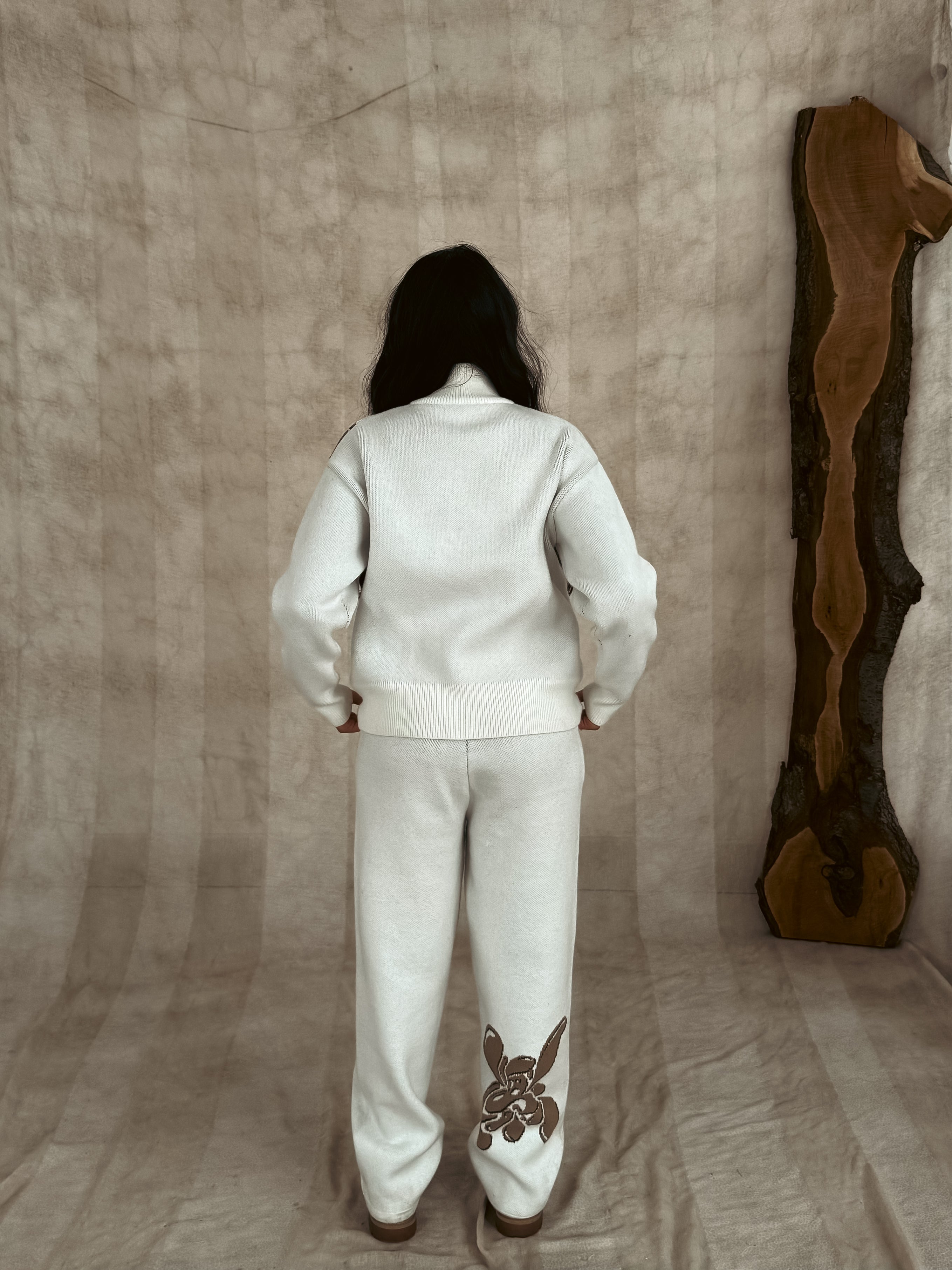 [RESTOCK DECEMBER] Off-white Knitted Tracksuit